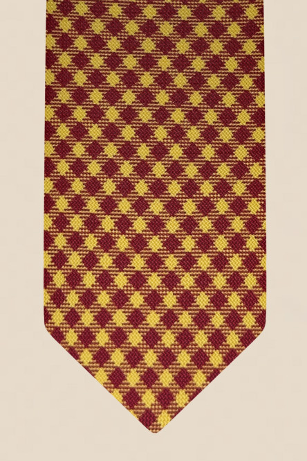 Silk tie