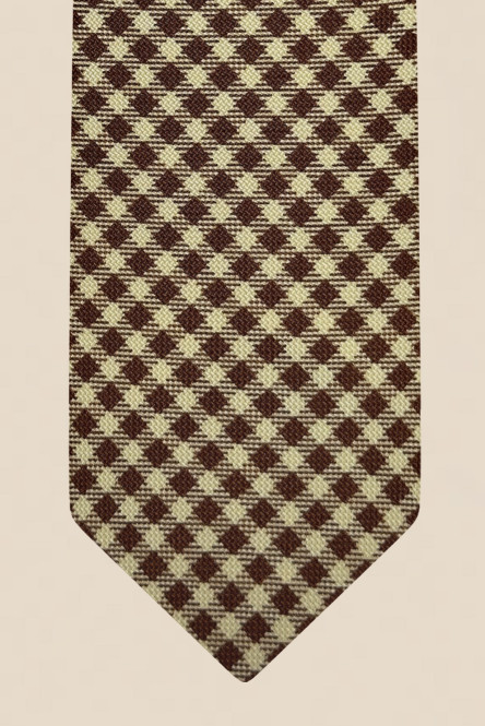 Silk tie