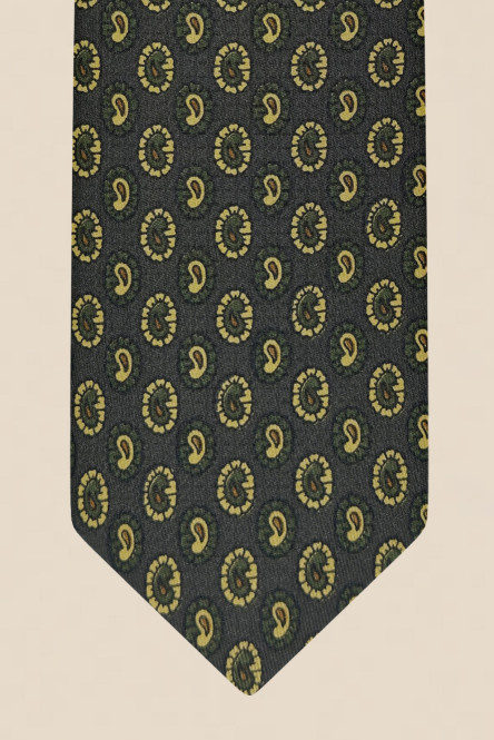 Silk tie