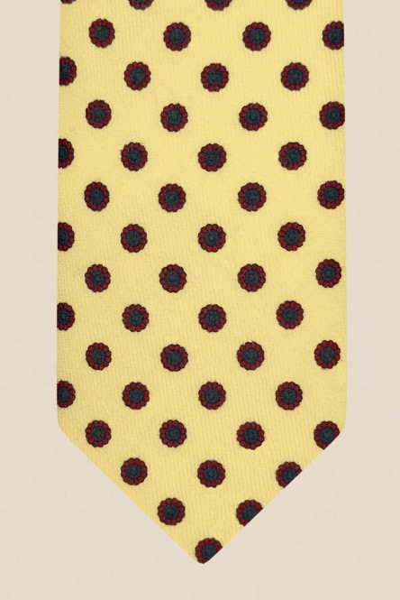Wool tie