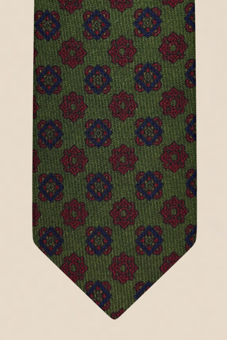 Wool tie