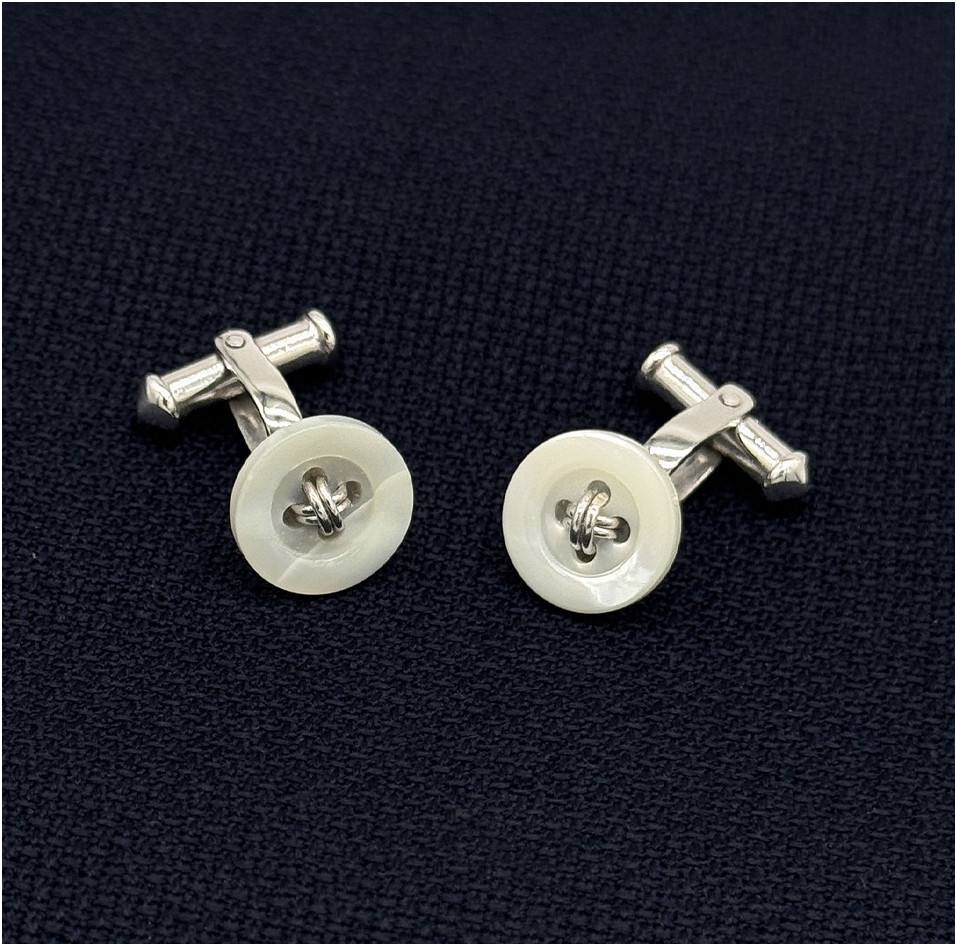 Cufflinks