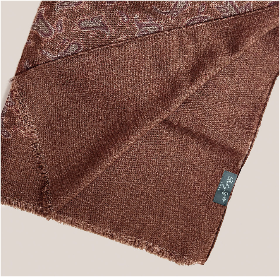 Wool scarf