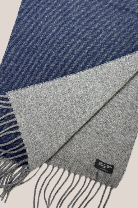 Cashmere scarf