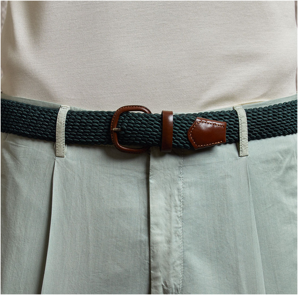 Green pleated belt